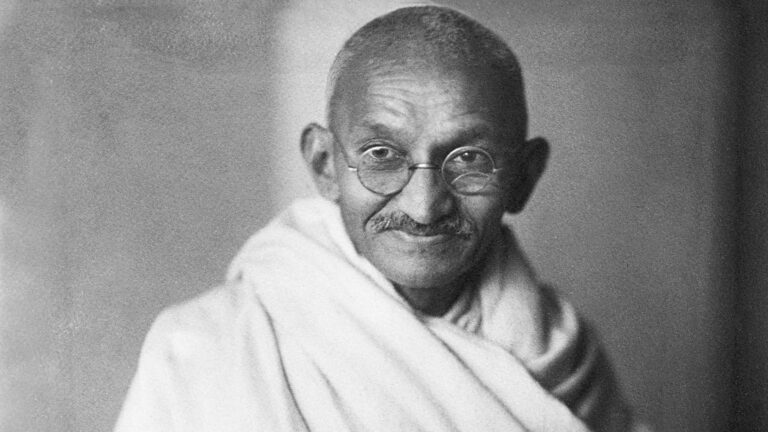 120 Citations De Gandhi